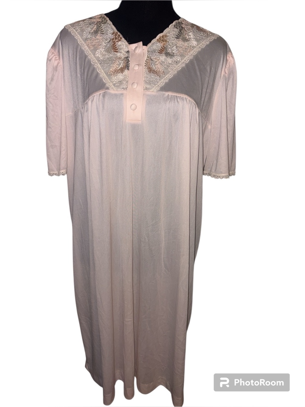 Pigalle Vanity VTG  pale pink Pigalle nightgown or peignoir robe SZ 32 NWT